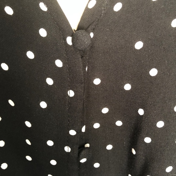 Mine blouse black and whit polka dot v neck w waist tie size M - Picture 2 of 8